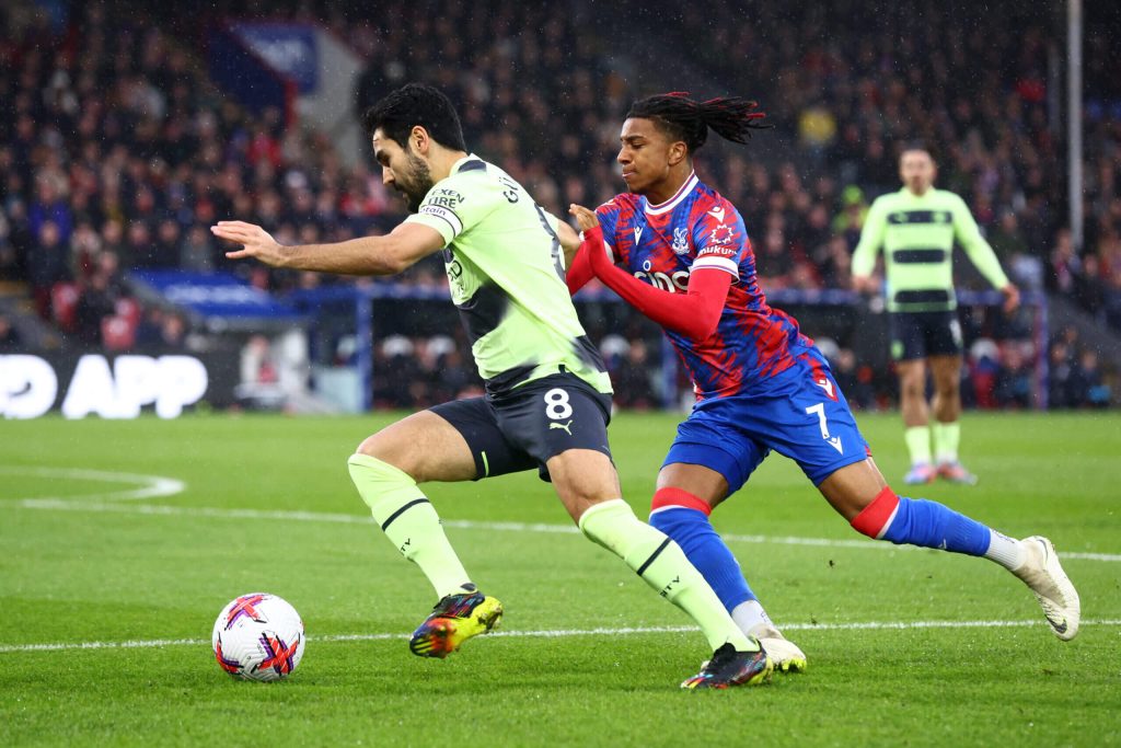 Football Match Key Moments: Analysis of Decisive Plays and Turning Points